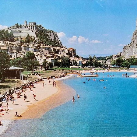 Gite De Charme Le Val Mellis Classe 3 Etoiles Dans La Douceur Provencale Vaumeilh Bagian luar foto